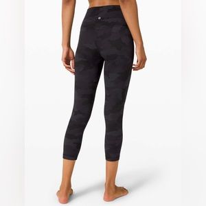 Lululemon size 2, 21’ in, align leggings in black camo
